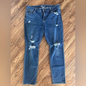 Old Navy Power Slim Straight Mid Rise Size 14